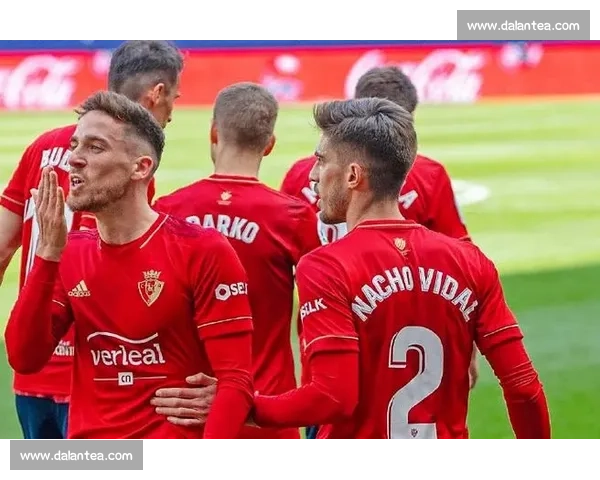 西蒙斯正式告知莱比锡欲离队，红牛标价 7000 万欧启动转会谈判