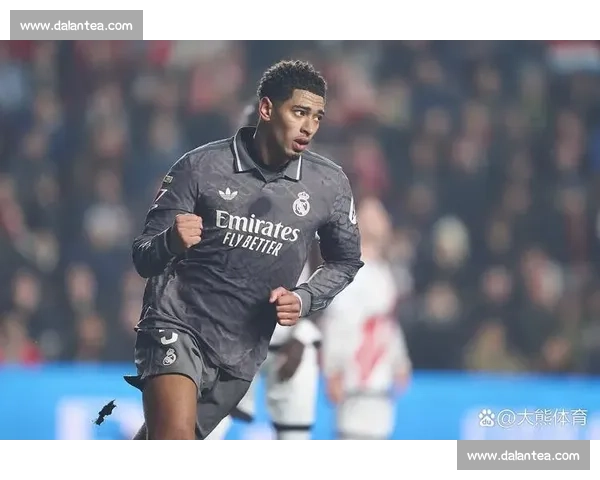 贝林厄姆新战术体系遇挫：高温与防守重任拖累皇马开局