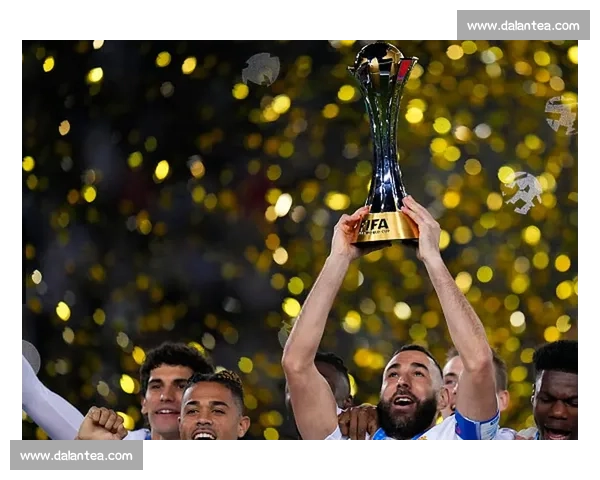 布努神扑 + 温情拥抱！皇马 1-1 利雅得新月，世俱杯见证传奇瞬间