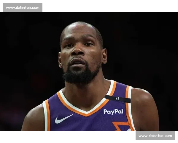 香珀特曝马刺是杜兰特心仪下家！Shams 诡异一笑暗藏玄机