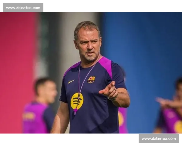 弗里克加码巴萨引援：右后卫与中锋成夏窗终极目标