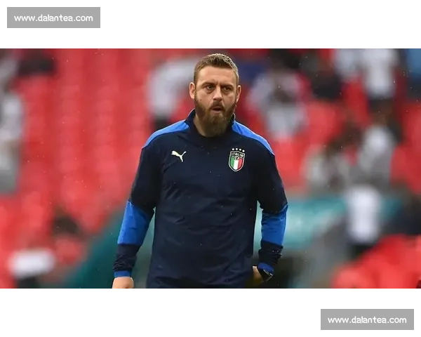 桑普戏剧性保级留意乙，德罗西执教进入实质性谈判